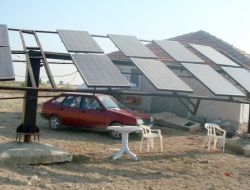 Keçi Çiftliğinin Elektriğini Güneşten Sağlıyor