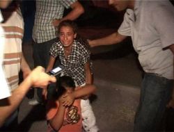 Korsan Eylem Nedeniyle Ambulans Giremeyince Hasta Polis Otosuyla Taşındı