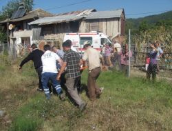 Şarampole Yuvarlanan Otomobildeki 4 Kişi Yaralandı