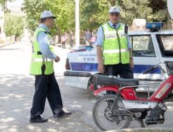 Dinar'da Motosiklet Sürücülerine Karşı Denetimler Artırıldı
