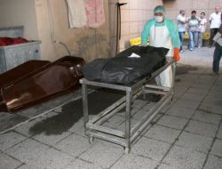 Polis Baba Ve Öldürdüğü Oğlunun Cenazeleri Adli Tıptan Alındı