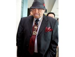 Baba Jackson Endonezya'ya İnşaat İçin Geldi