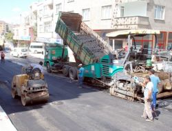 TUZLA'YA BİN TON ASFALT