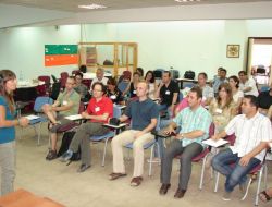 Denizli'de Yedi Ülkeden Gelen Yetişkinlere Dijital Eğitim Veriliyor