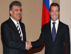 Medvedev, 'Güney Akım' İçin Gül'e Teşekkür Etti!