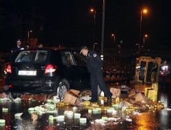 Kontrolden Çıkan Yağ Yüklü Kamyon Metrelerce Sürüklendi: 1 Ölü