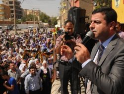 Bdp Eş Başkanı Demirtaş Ve Dtk Eş Başkanı Tuğluk Şırnak’a Geldi