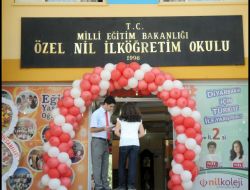 İlk Ders Zili 5 Katlı Pastayla Çaldı