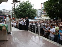 Yaban Arıların Saldırısına Uğrayan Anne Hayatını Kaybetti