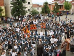 Vakfıkebir’de İlk Zil Kemaliye İlköğretim Okulu'nda Çaldı