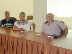 Başkan Özdemir, Esnafın İş Yerlerine Güvenlik Kamerası Takmasını İstedi