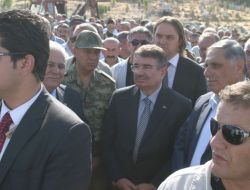 İçişleri Bakanı İdris Naim Şahin