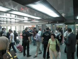 Aşti Ve Metrolarda Güvenlik Alarmı