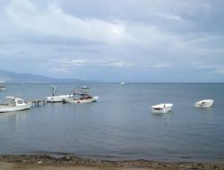 Seferihisar Sahiline Vurmuş 4 Erkek Cesedi Bulundu