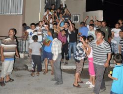 Mahallelerine Baz İstasyonu Kurulan Vatandaşlar Eylem Yaptı