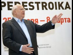 Gorbaçov’dan Çöküşten Kurtulmak İçin Yeni Perestroyka Çağrısı