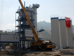 Trabzon'a Yeni Asfalt Plenti