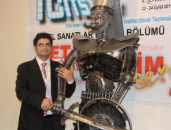 Hurda Otomobil Parçaları Yeniçeri Ve Nasrettin Hoca’nın Eşeğine Dönüştü