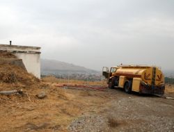 Bergama’da 3 Aydır Su Kesik, Belediye Depolara Tankerle Su Taşıyor