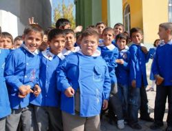 7 Yaşında 70 Kiloya Ulaştı, Obezite Tedavisi İçin Yardım Bekliyor