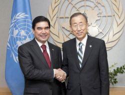 BM Genel Sekreteri Ban'la Görüştü