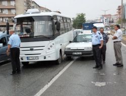 Zincirleme Kazada 5 Araç Hasar Gördü