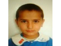 3 Gün Önce Kaybolan Çocuğu Bulmak İçin Dalgıçlar Ve Köpekler Devreye Girdi