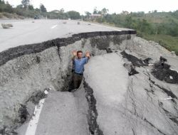 Otoyol İkiye Bölündü