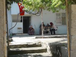 Şehit Polis Daha Önceki Terör Saldırısından Da Yaralı Kurtulmuş