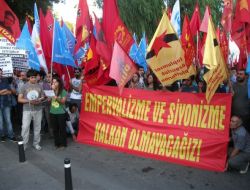 Beyoğlu’nda Füze Kalkanı Protestosu