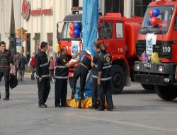 Bu Hortumdan Su Değil İnsan Geçiyor
