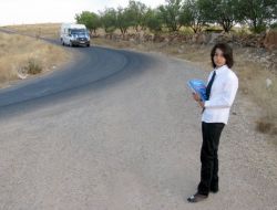 Kız Öğrencilerden, Eğitime Devam İçin Servis Talebi