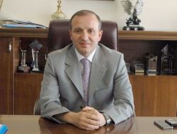 Küçükler: Türkçe, Yozlaşmayla Ve Yabancı Kelimelerin İstilasıyla Karşı Karşıya