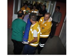 Barış Yemeğinden Dönen Ailenin Aracı Dereye Uçtu: 5 Yaralı