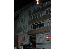 Yangında Mahsur Kalan Vatandaşları İtfaiye Kurtardı