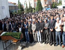 Trafik Kazasında Hayatını Kaybeden 3 Kişi Toprağa Verildi
