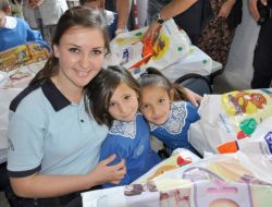 Çevik Kuvvet Polisi, Öğrencileri Sevindirdi