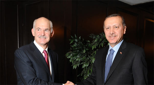 Papandreu'dan "itidal" çağrısı