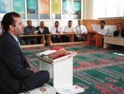 İmamlar Etkili İletişim İçin Kolları Sıvadı