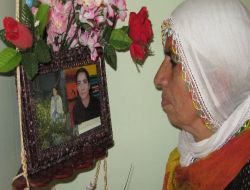 Dağdan İnen Pkk'lının Annesi: Kızımı Görmek İçin Yıllarca Ağladım
