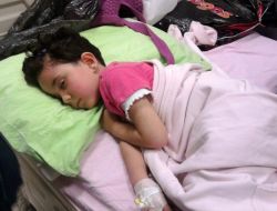 Yedikleri Yemekten Zehirlenen 42 Öğrenci Hastanelik Oldu