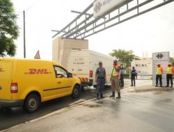 Soyguncular 6 Polisi Ağır Yaraladı