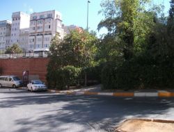 Konsolosluk Yakınında Şüpheli Çanta Paniği