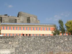 Kars Beylerbeyi Sarayı İlgisizlik Kurbanı