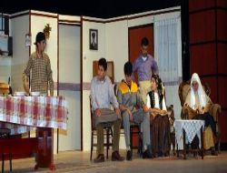 Kayseri Büyükşehir Belediyesi Tiyatro Festivali Uluslararası Boyut Kazanıyor