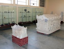 Arkeolojik Eserler Depoda Tutuluyor