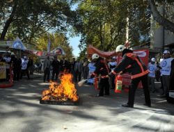 'İtfaiyeci' Duasıyla Özlük Haklarını İstediler