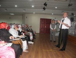 Oğuz Saygın Öğrencilere İletişim Yönetimini Anlattı