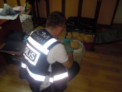 Uyuşturucuları Peynir Dolu Kapta Getirmişler