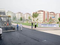 Şahinbey Belediyesi Okulların Bahçesini Asfaltlıyor